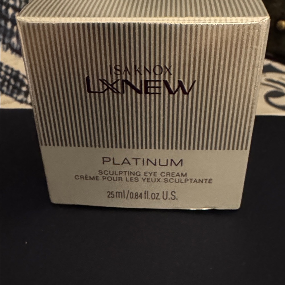 Avon ISA KNOX LXNEW Gold Box